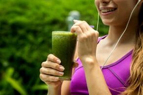 Eat a green smoothie to lose weight