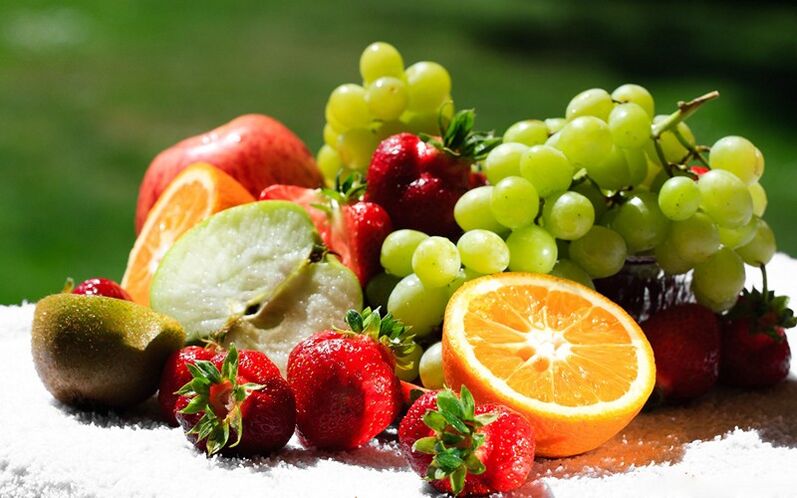 The six-petal weight loss method ends successfully with a variety of healthy fruits